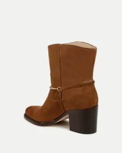 Veronica Beard Boots & Booties><noscript><img width=