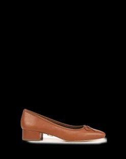 Veronica Beard Flats & Loafers|Pumps><noscript><img width=