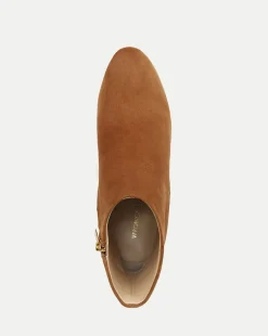 Veronica Beard Boots & Booties><noscript><img width=