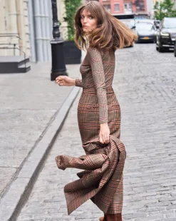 Veronica Beard Tops|The Veronicas' Favorites><noscript><img width=